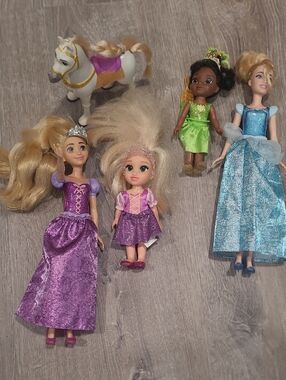 Assorted Disney Princess Dolls with Horse